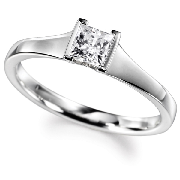 Buy Solitaire Engagement Rings at Best Price Engagement Ring UK
